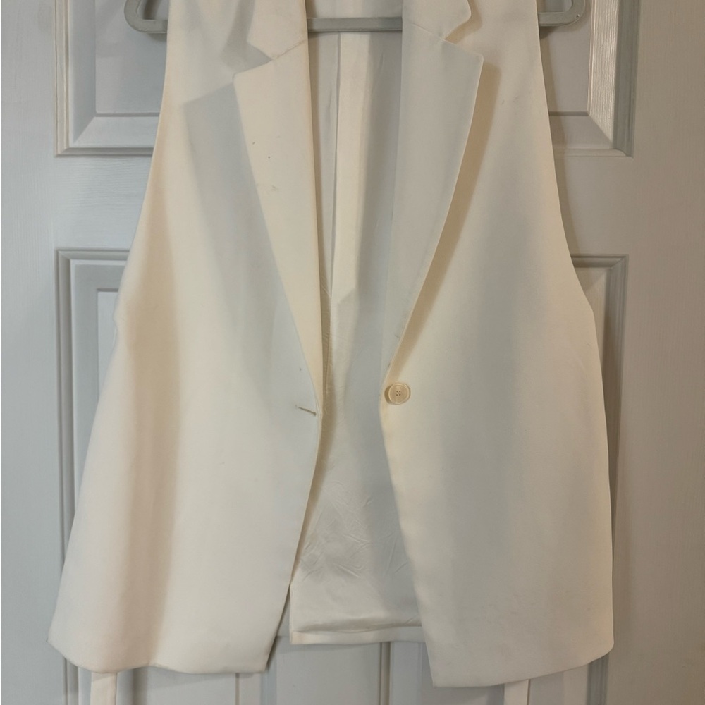 Zara Ivory Sleeveless Vest